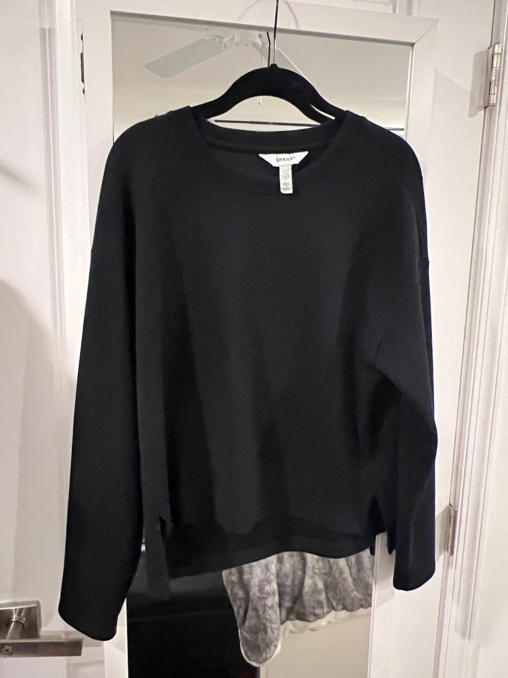 SPANX Air Essentials Black Relaxed Crewneck Long Sleeve Top